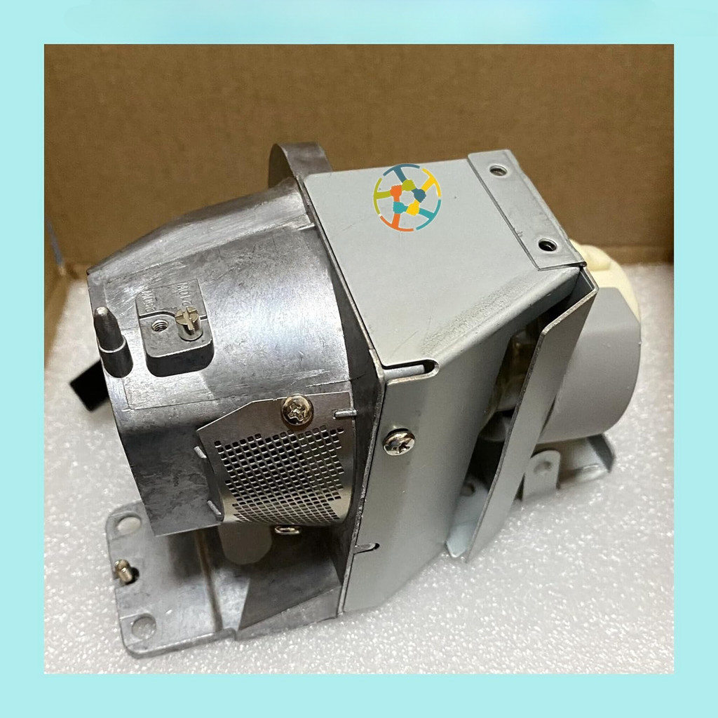 MCJPC11002 Original quality lamp for D4K170D4K1702E270H7850HE4K20HT4K20M550V270V550V6815V6820iv6820M