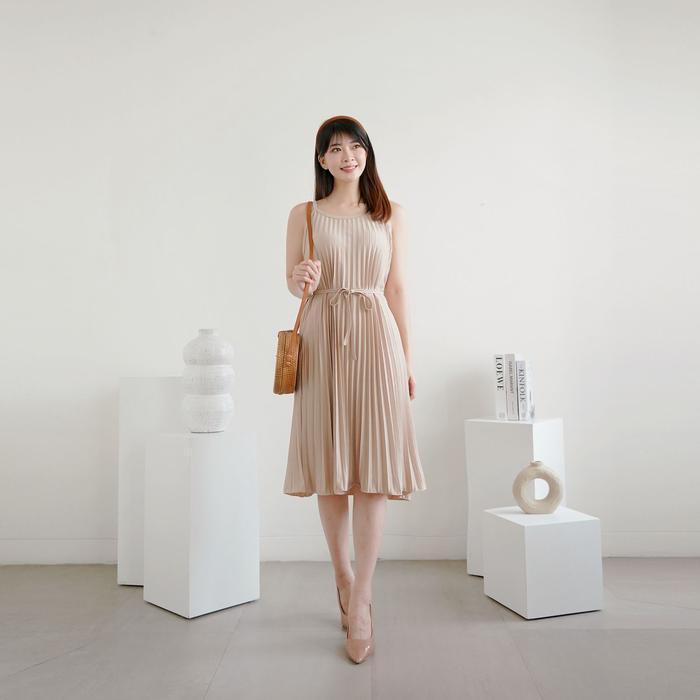 promo  -Dress Plisket Midi / Dress Plisket nita / Pleated Dress Casual Panjang - Hitam