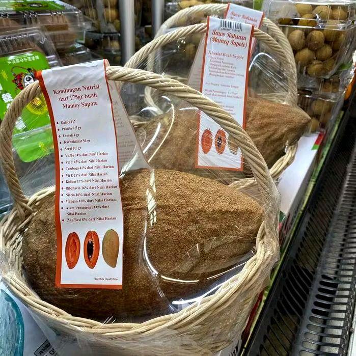 Mamey sapote / sawo import jumbo