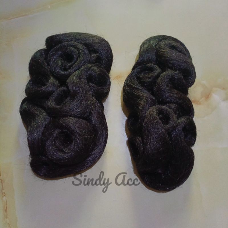 Hiasan Tempel Sanggul Modern Untuk Motif Tambahan