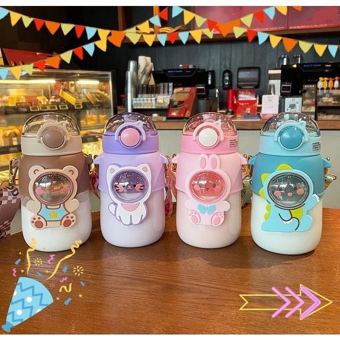 Botol Minum Anak Lucu Motif Kartun 720Ml + Tali Panjang BPA FREE / FREE STIKER 2D&3D -133 || Queen G