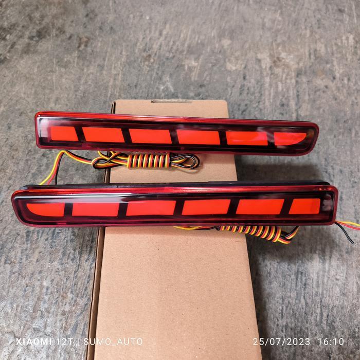 sepasang reflektor bumper belakang agya ayla 2017-2022 led bumper blk