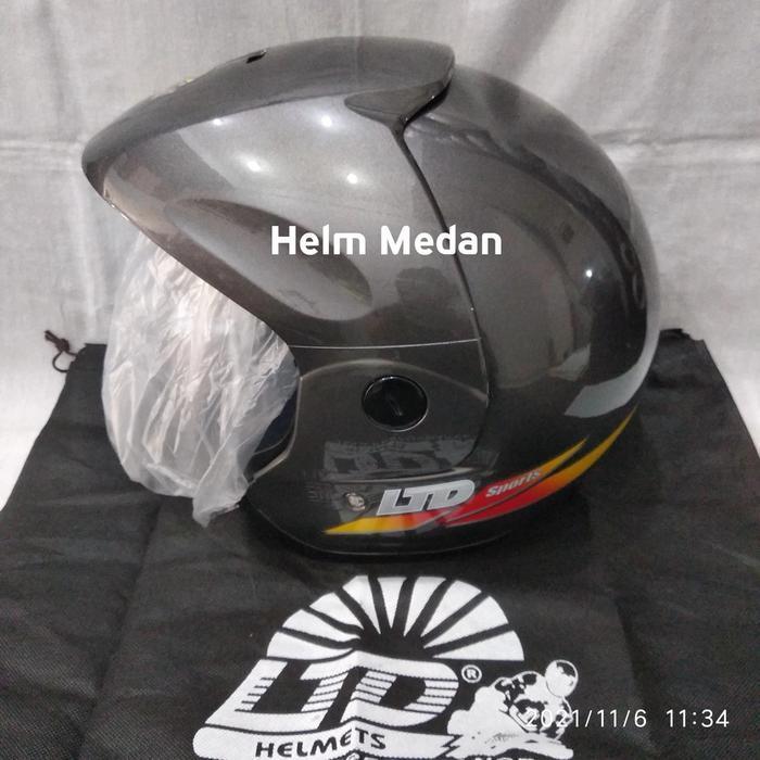 Helm LTD Sport Original Malaysia Warna Abu Lis Lama - kaca putih