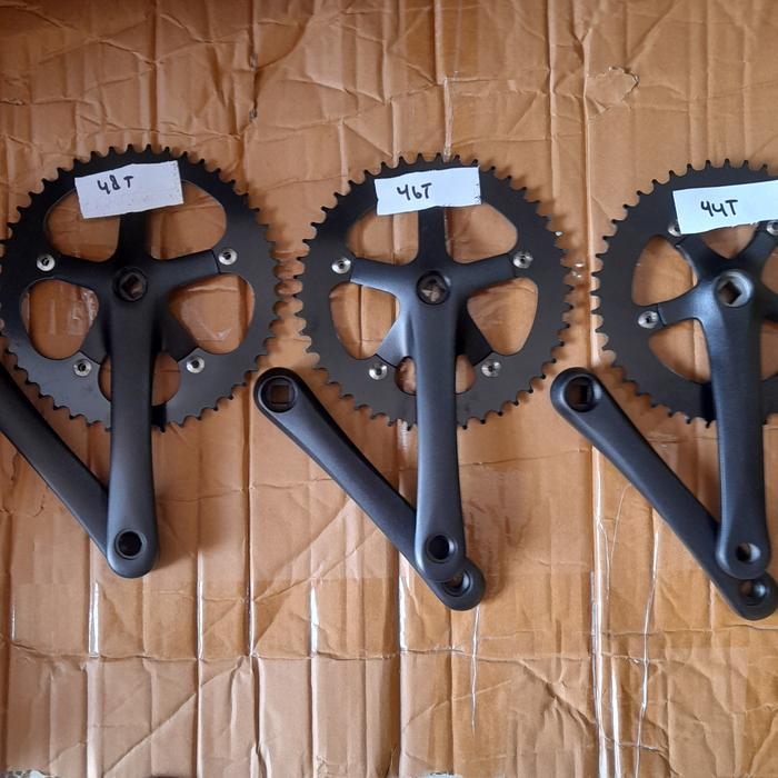 crankset bb kotak hitam aloy - hitam 48t