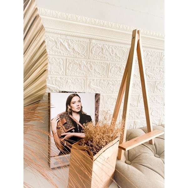 Sehari Jadi STAND KAYU MAHAR / STAND PIGORA/ STAND FIGURA MAHAR / SANDARAN PIGORA KECIL