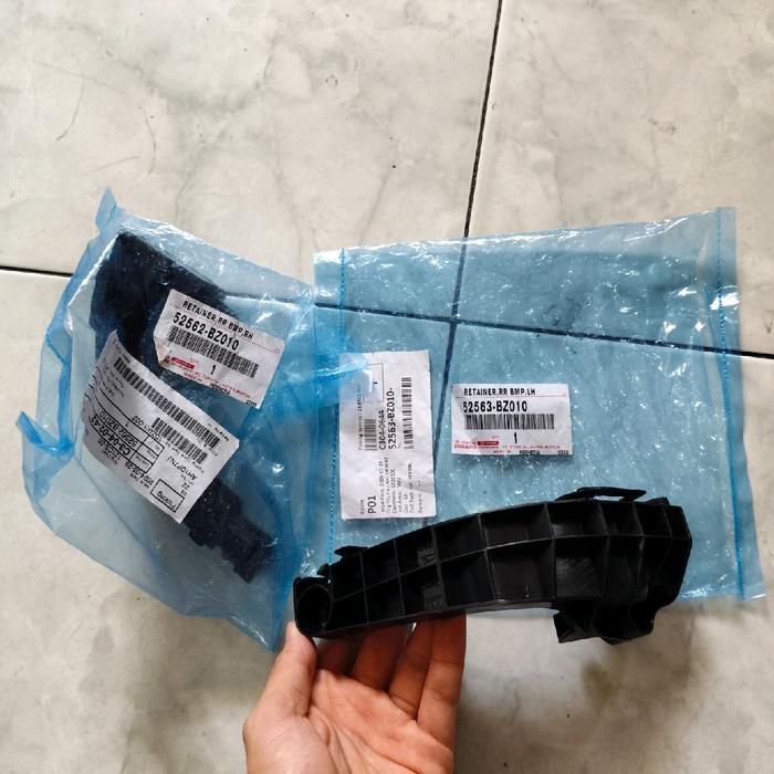 bracket breket lampu stop belakang avanza xenia 2006 2007 2008 2009 2010 2011 ori - kanan quality