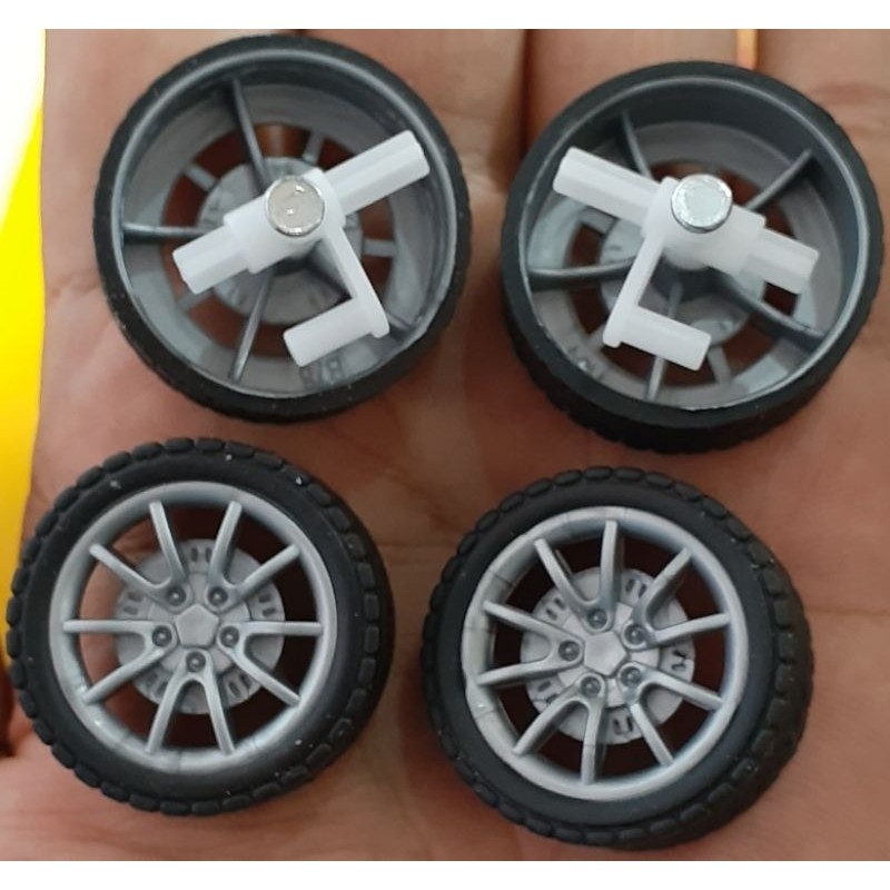 BAN MOBIL RC SKALA 1:20 - 1:18 MODEL SEDAN SPORT / POLICE / FERARY / BUGGATI