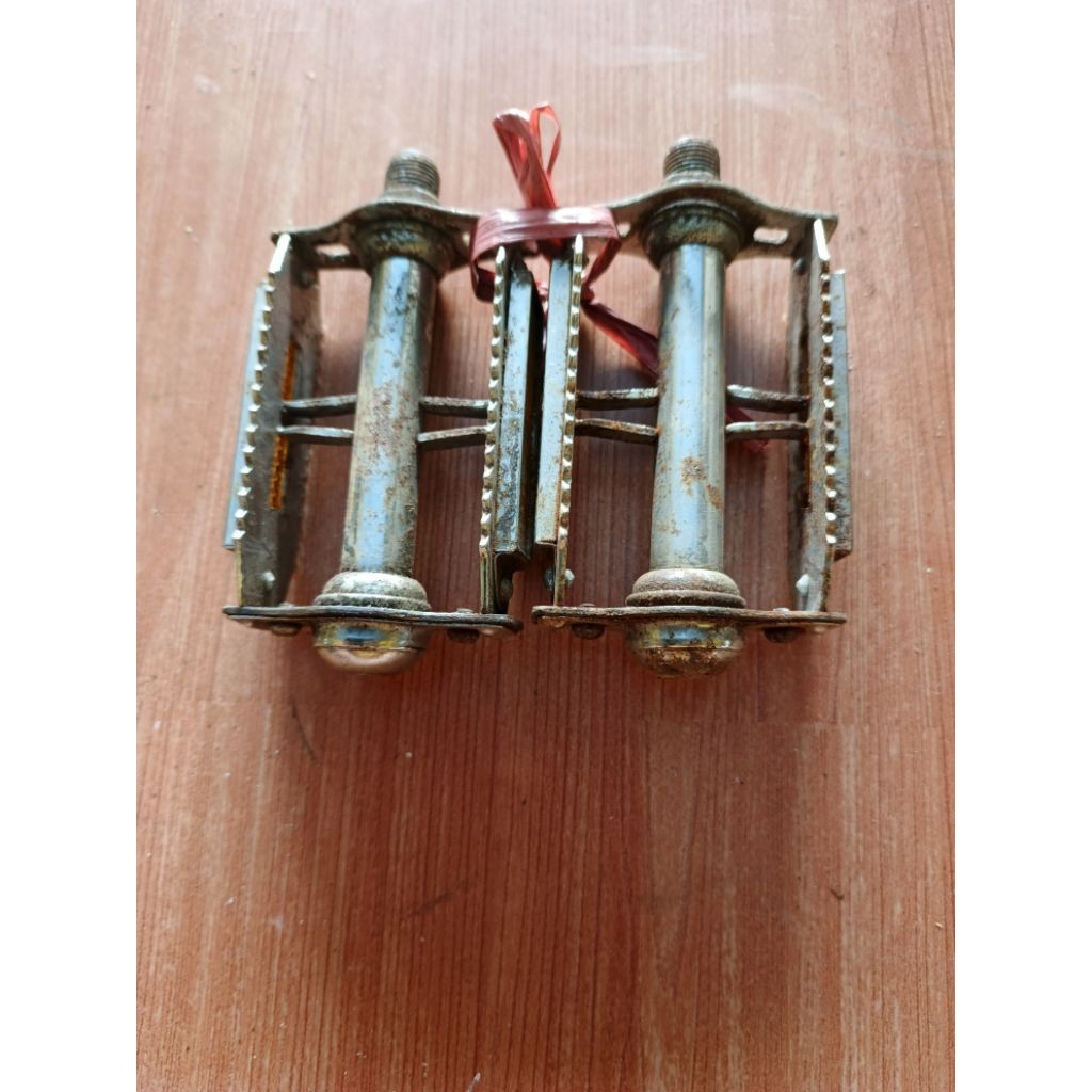 pedal sepeda balap jadul marking love nos antiq