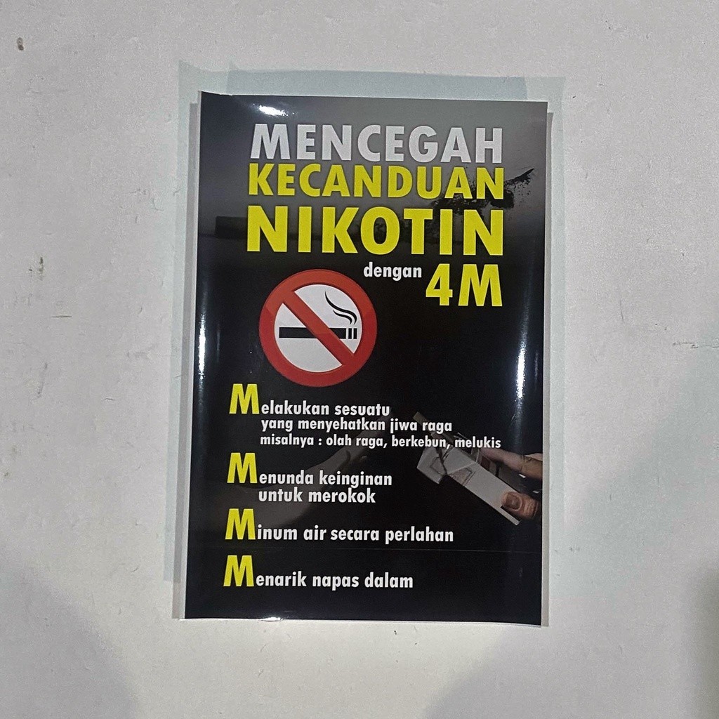 Poster Kesehatan Mencegah Kecanduan Nikotin, Poster Dilarang Merokok, Poster No Smoking