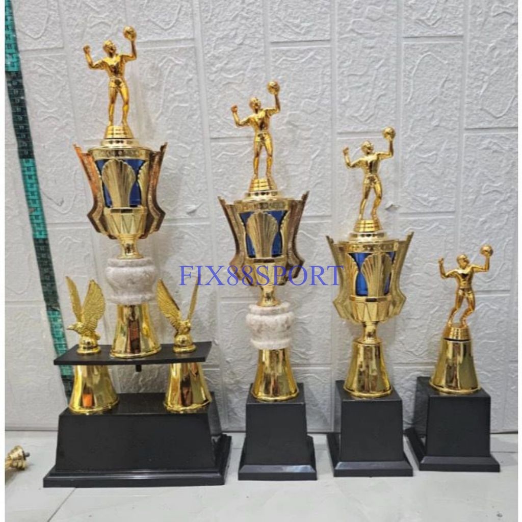 PIALA KAKI 2 1 SET VOLLY TROPHY BOLA VOLI B105