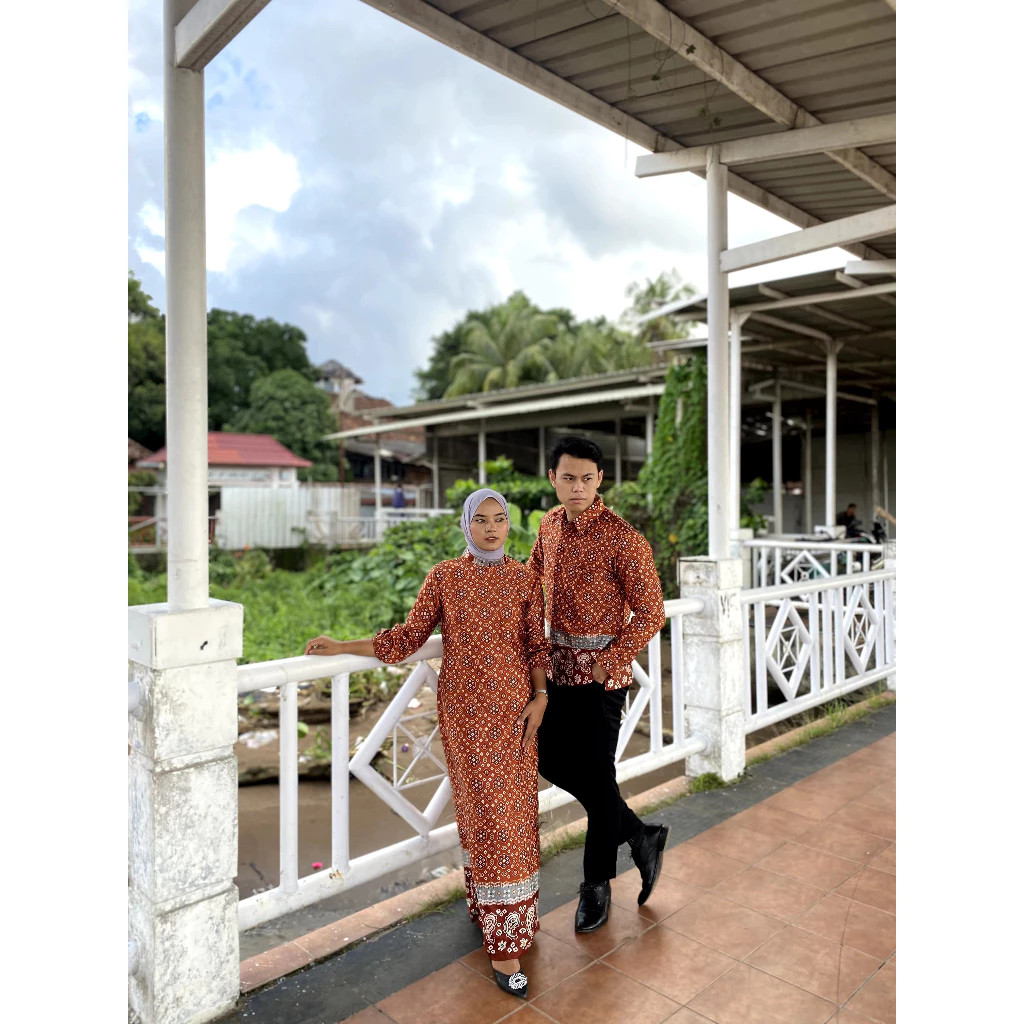 Nyimas SongketBaju Couple Palembang Warna Terakota Motif Titik 7 Pasangan Pria Wanita Batik Terbaru