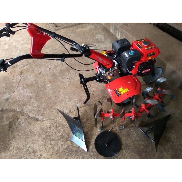 traktor mini /kultivator/traktor kebun untuk lahan kering