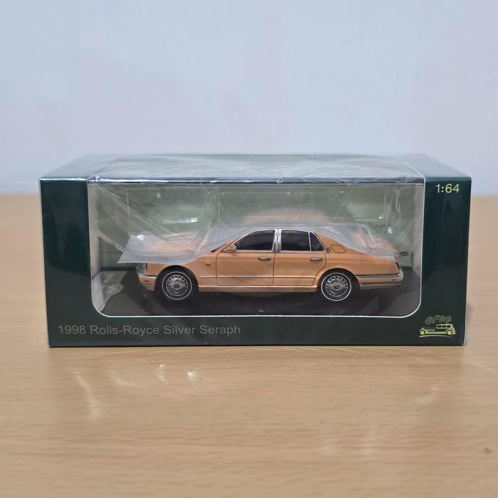 GFCC 1998 Rolls Royce Silver Seraph Pink Yellow Diecast Koleksi Mobil Mainan Mini Scale 1/64 Hotwhee