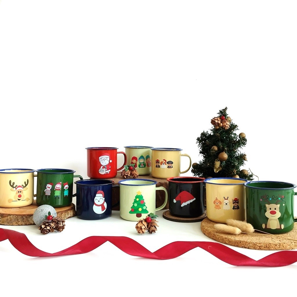 Cangkir Gelas Mug Enamel Kaleng Souvenir Hampers Natal Christmas Hadiah Tahun Baru