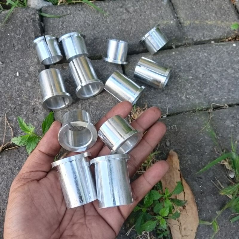 boshing shockbreaker as 31 ke 26 isi 4 / boshing shock as 31-26 boshing shockbreaker depan as 31-26