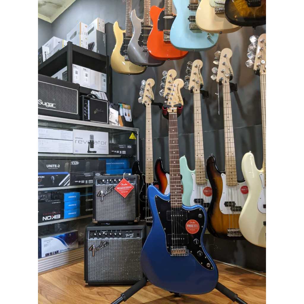 Squier Affinity Series Jazzmaster , Laurel fretboard, Lake Placid blue