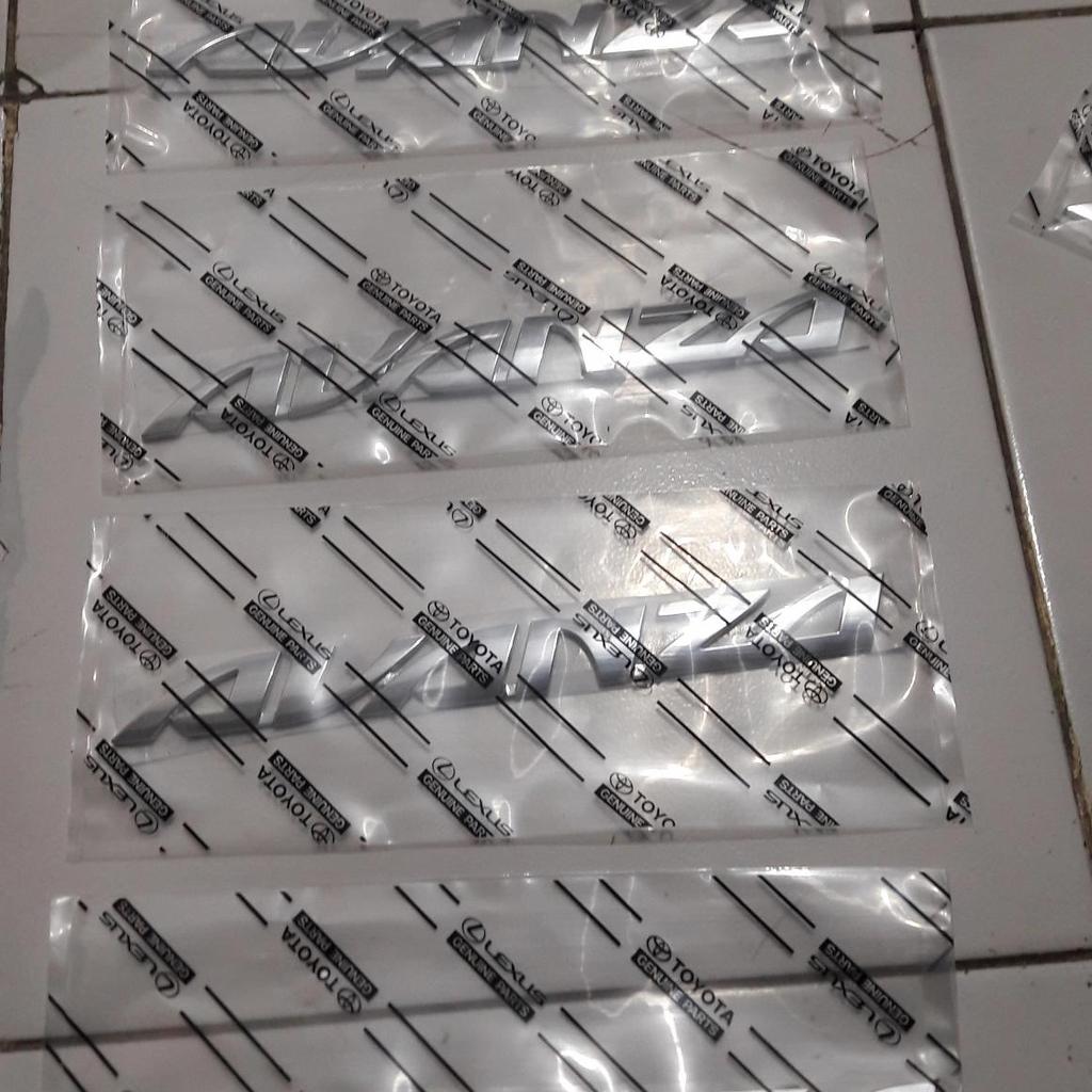 emblem tulisan avanza