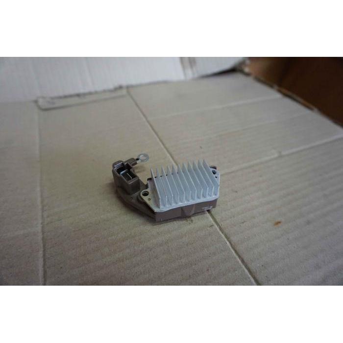 IC Voltage Regulator Suzuki Carry 1.0 Zebra 1.3 top