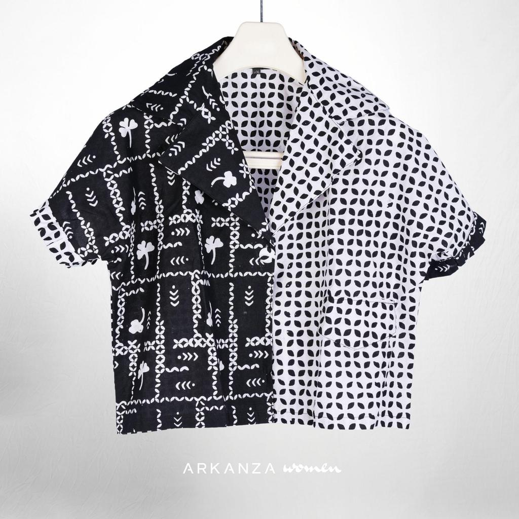 ARKANZA WOMEN Kemeja Batik Cap Vista Crop Puspita Atasan Wanita Katun Premium Modern Lengan Pendek