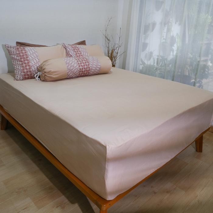 [SALE] Soulmate Sprei Katun Jepang King Size 180x200 Tinggi 40cm - Cream Batik KK
