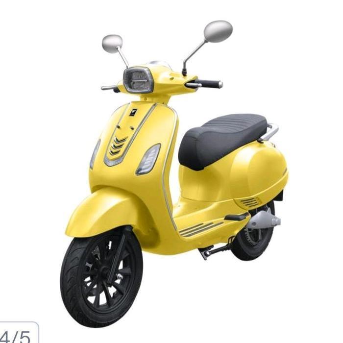 Smoot Zusu Subsidi Motor Listrik 1500W Mirip Vespa Garansi Resmi