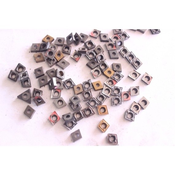 Insert CCMT 06  BEKAS Mata Bubut CCMT 06 Pisau Bubut Chip Bubut CCMT06 CNC Widia