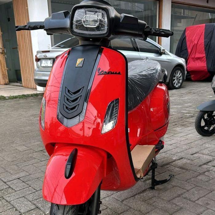 promo GODA VENUS GD-270 NEW MOTOR LISTRIK MODEL VESPA TERBARU DARI GODA GD270 - MERAH, KARGO - MERAH