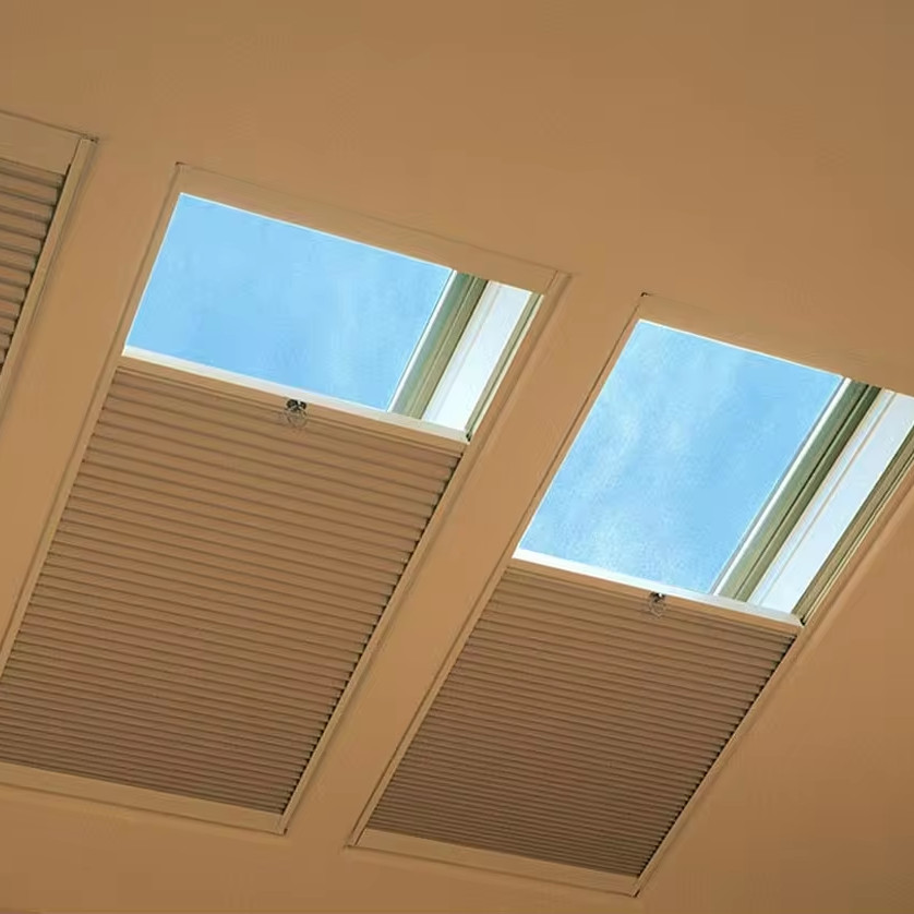 Arched Windows Blackout Honeycomb Blinds Skylight Blinds Ceiling for Roof Skylight