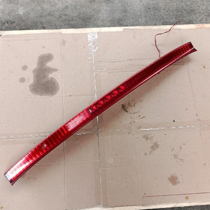 (minus) Garnish stoplamp stop lamp lampu bagasi bagian tengah atas Honda Stream 2002 2003 Stanley co