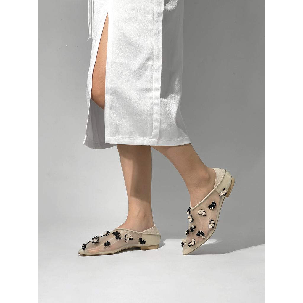 Nocturne - Ladies Slip Ons - Nude (Koleksi WATT for Natalia Kiantoro JFW 2026)