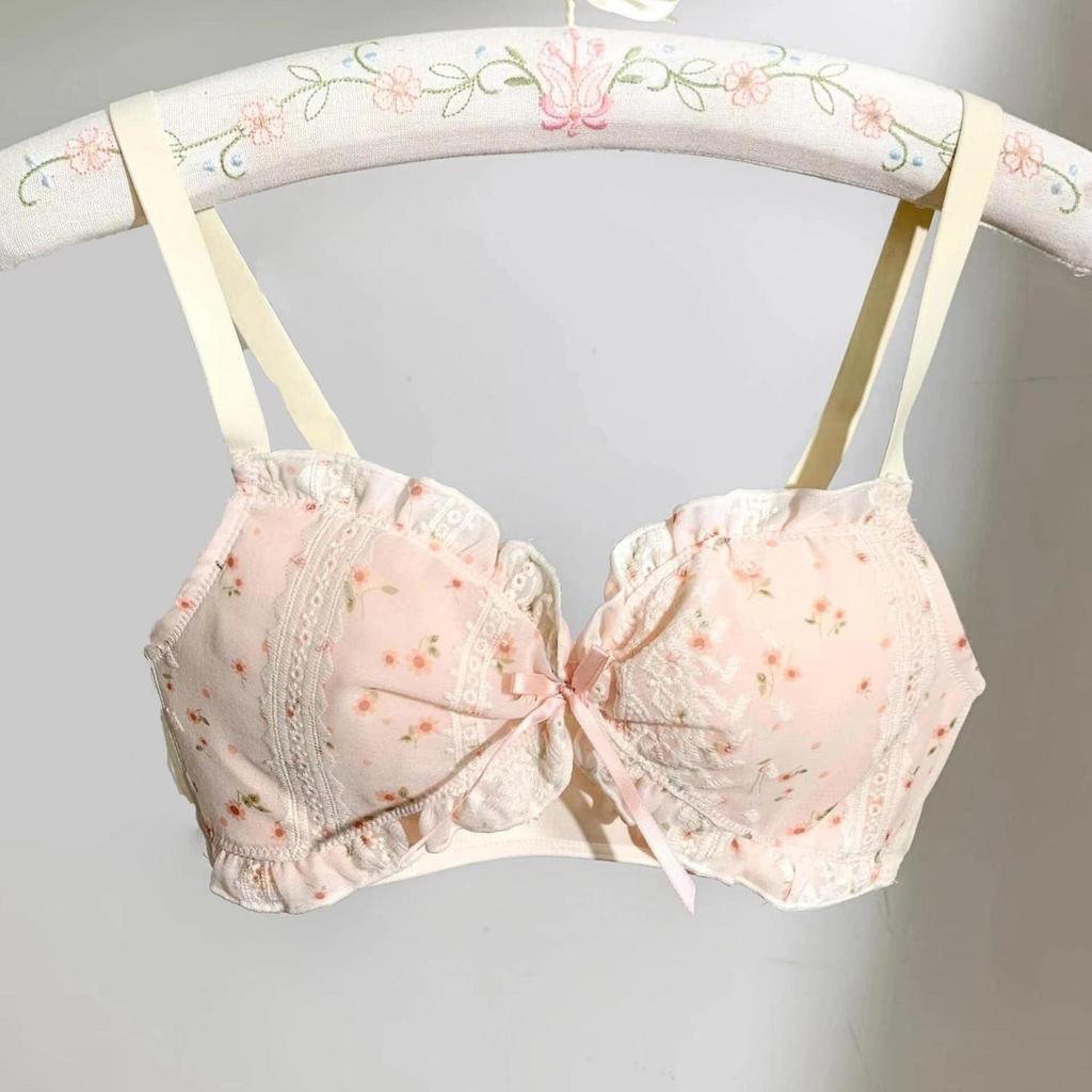 [Miss Lace]Set bra renda bunga lucu untuk payudara kecil