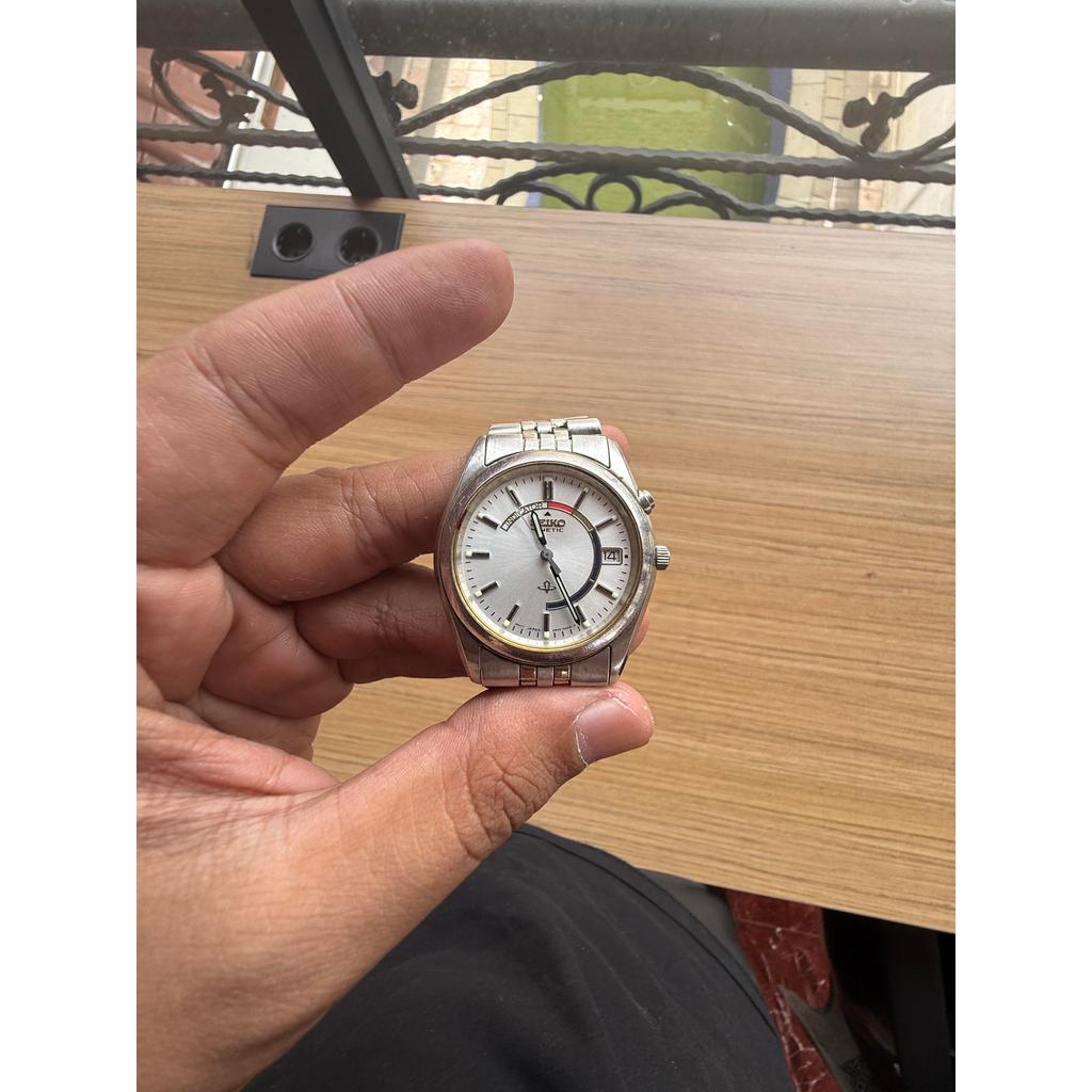 Seiko kinetic 5M42-0A30 kaca Chirstal Sappire ORIGINAL