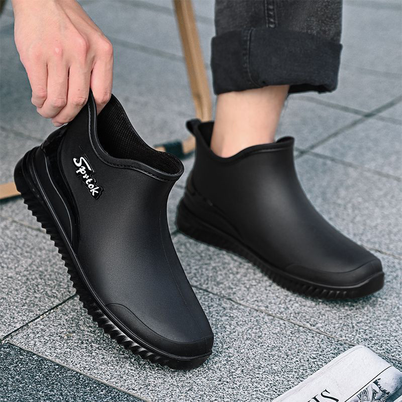 Sepatu Boots Pria Korean Style Sepatu Bots Mancing Karet Wanita Sneakers Boots Import Tahan Aus Anti