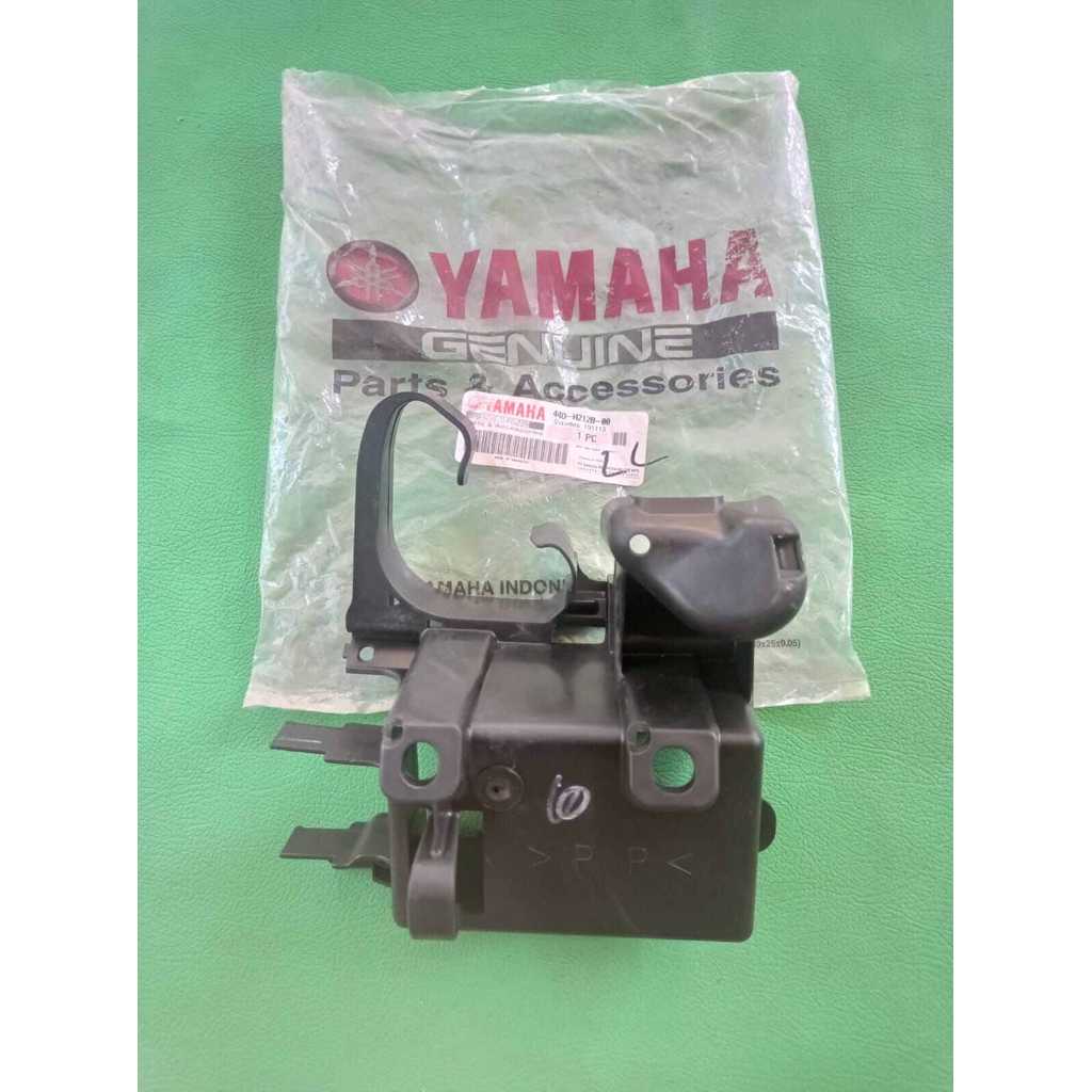 Box dudukan wadah aki accu Yamaha Xeon karbu original