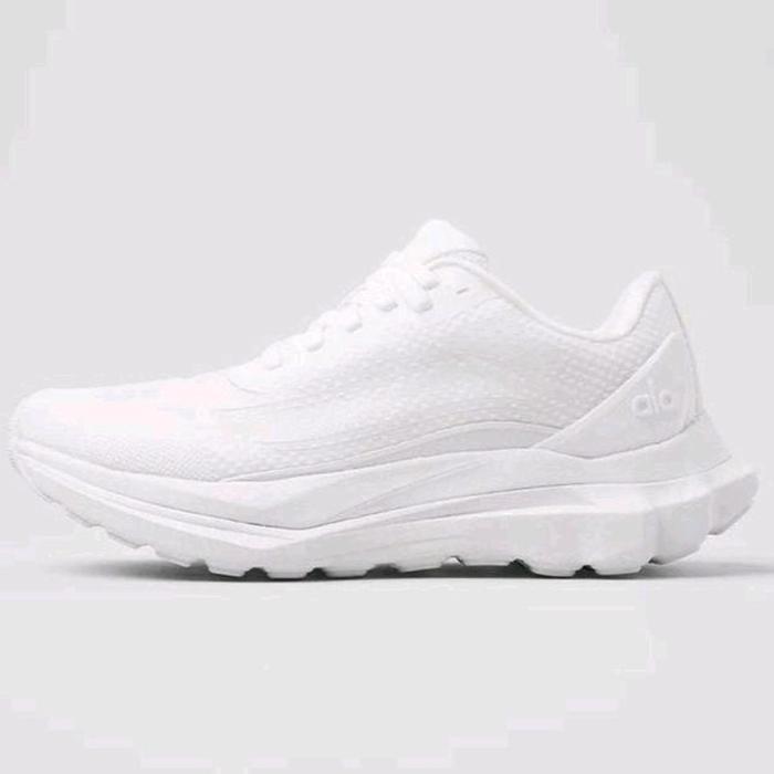 Sepatu Runner Alo  Triple White Running Shoes - Triple White, 36