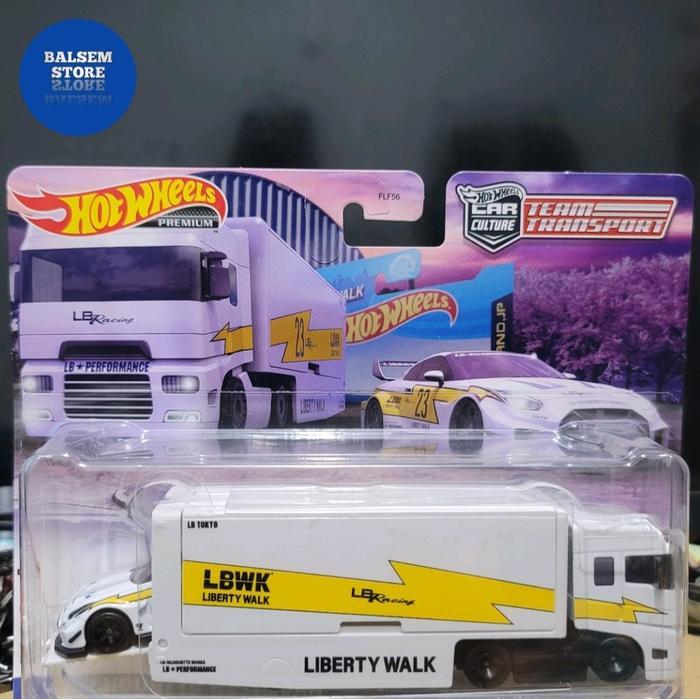 Hot Wheels Transport Nissan LBWK