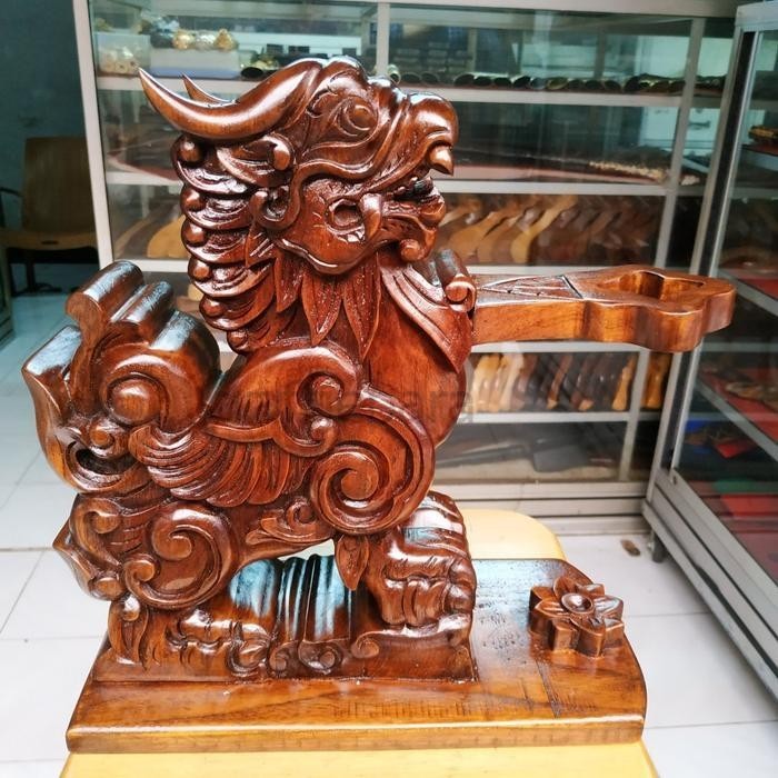 Stand keris Isi 1 Ukir Singo Barong Singa Kilin Gagah Bahan Kayu Jati CJ5435 LP
