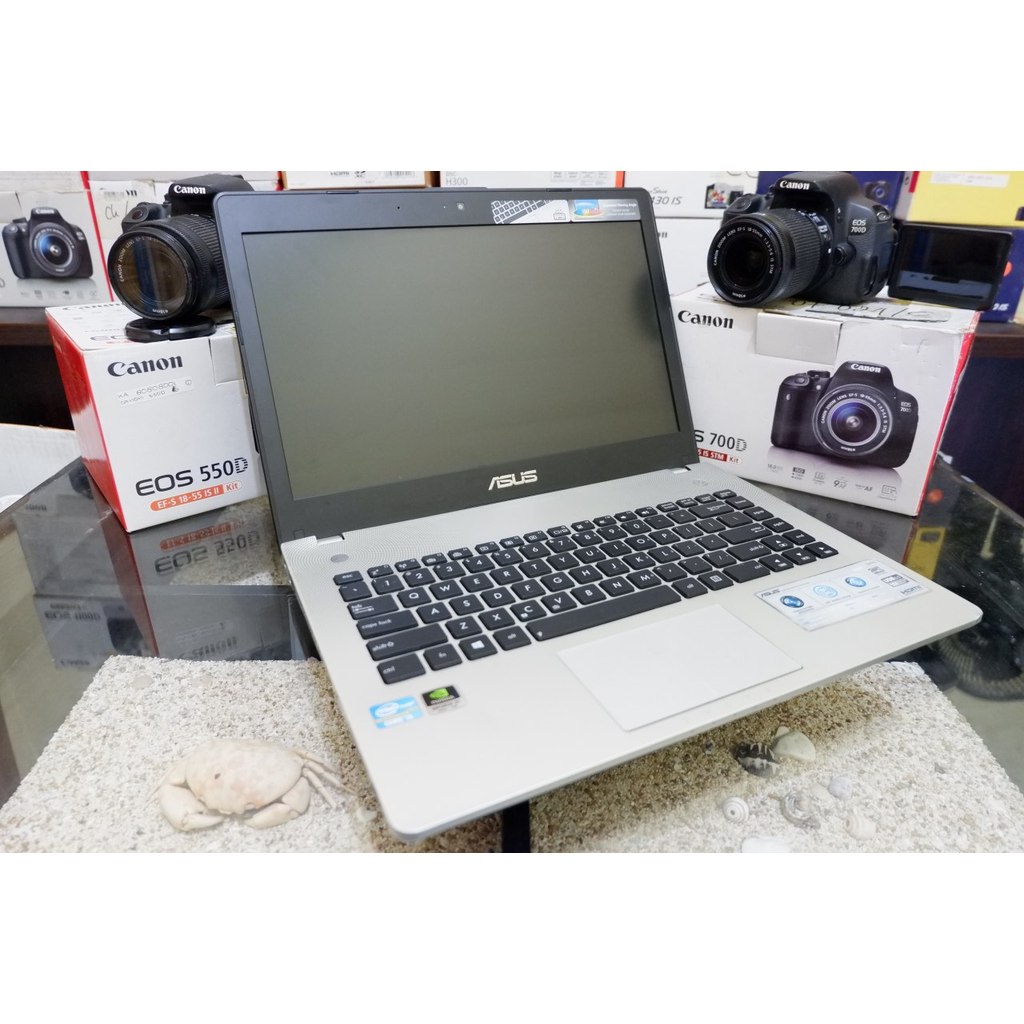 Laptop Asus Gaming Core i5 N46 Nvidia Ram 8Gb SSD 512gb