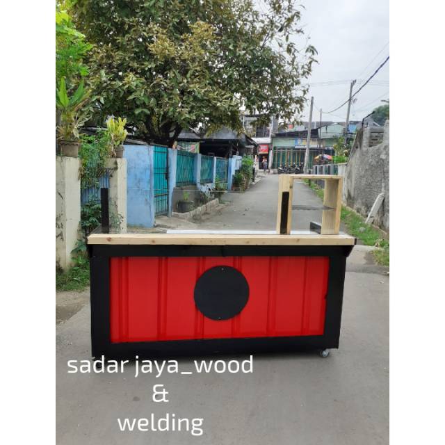 Gerobak booth semi kontainer kombinasi kayu & besi