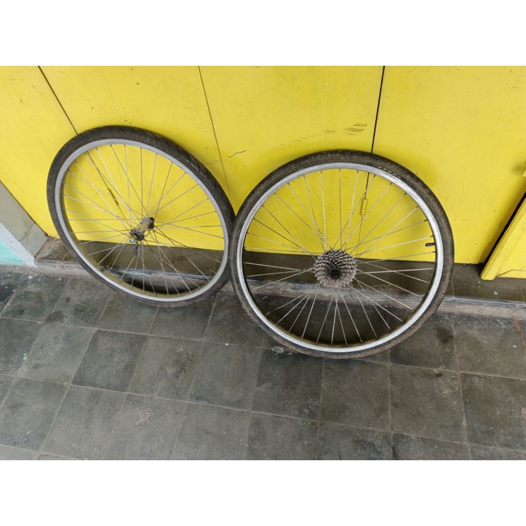 velk sepeda mtb 26 araya hub shimano ban masih oke