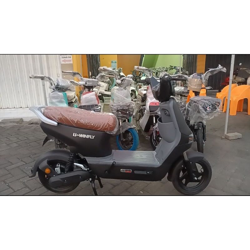 sepeda listrik terbaru DF8S uwinfly