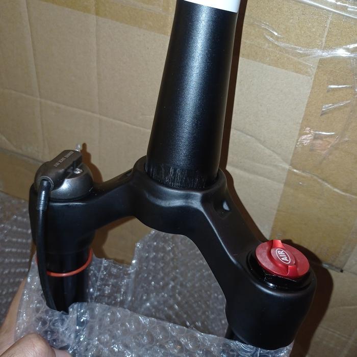 Fork Maxxlite tapered mtb 29 inc Air remote Alloy import - 29" tapered