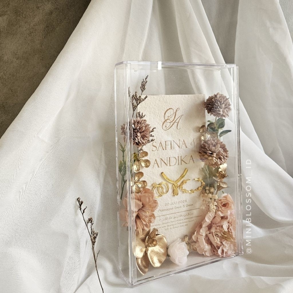 Bingkai Mahar Akrilik / Frame Mahar Transparan / Mahar Akrilik Estetik Termurah