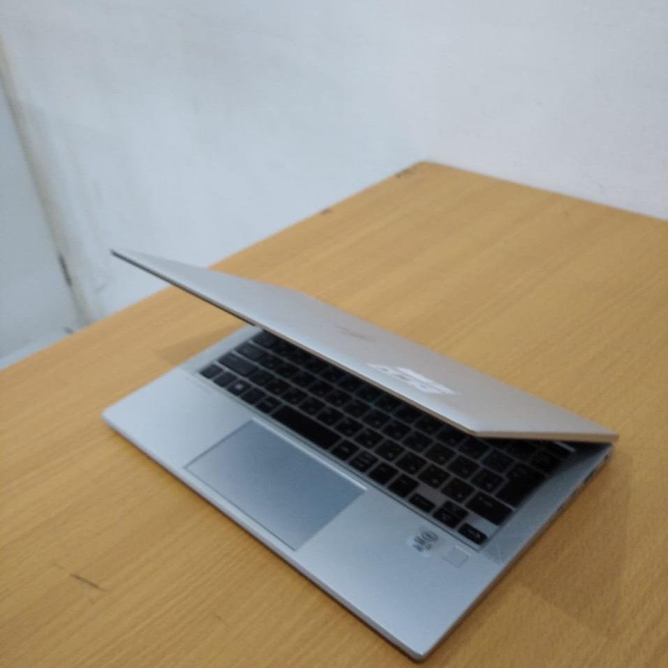 HP 830 G7 Ram 8GB  core i5 GEN10 ssd 256Gb  murah