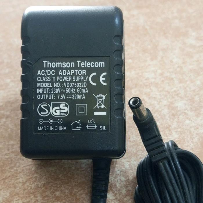 ADAPTOR 7.5V 320mA JACK STANDAR BEKAS HIDUP NORMAL