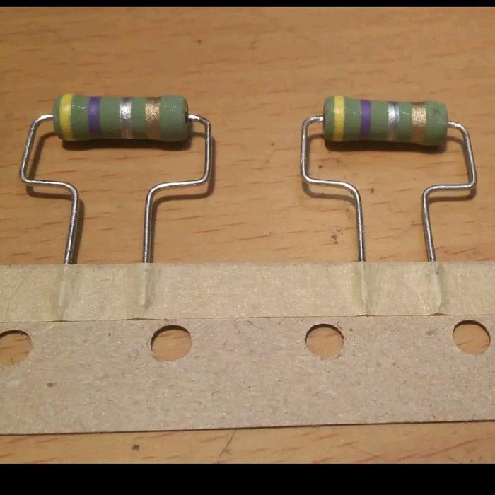 Resistor R 0,47 ohm 0,47ohm 0.47ohm 0.47 ohm 0.47R 0.47 R 3watt 3 watt Japan NEW....