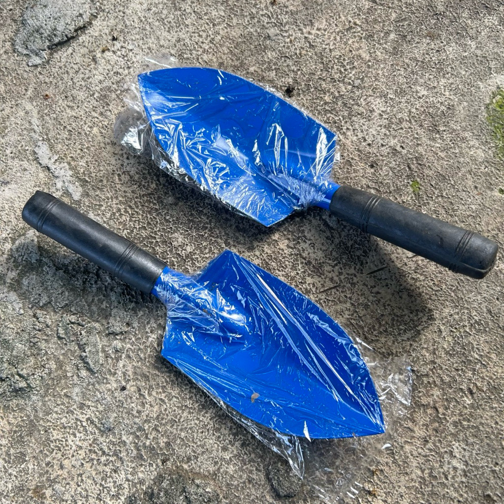 Sekop Taman Gagang Pipa Full Lapis Karet - Sekop Lancip - Sekop Tanah