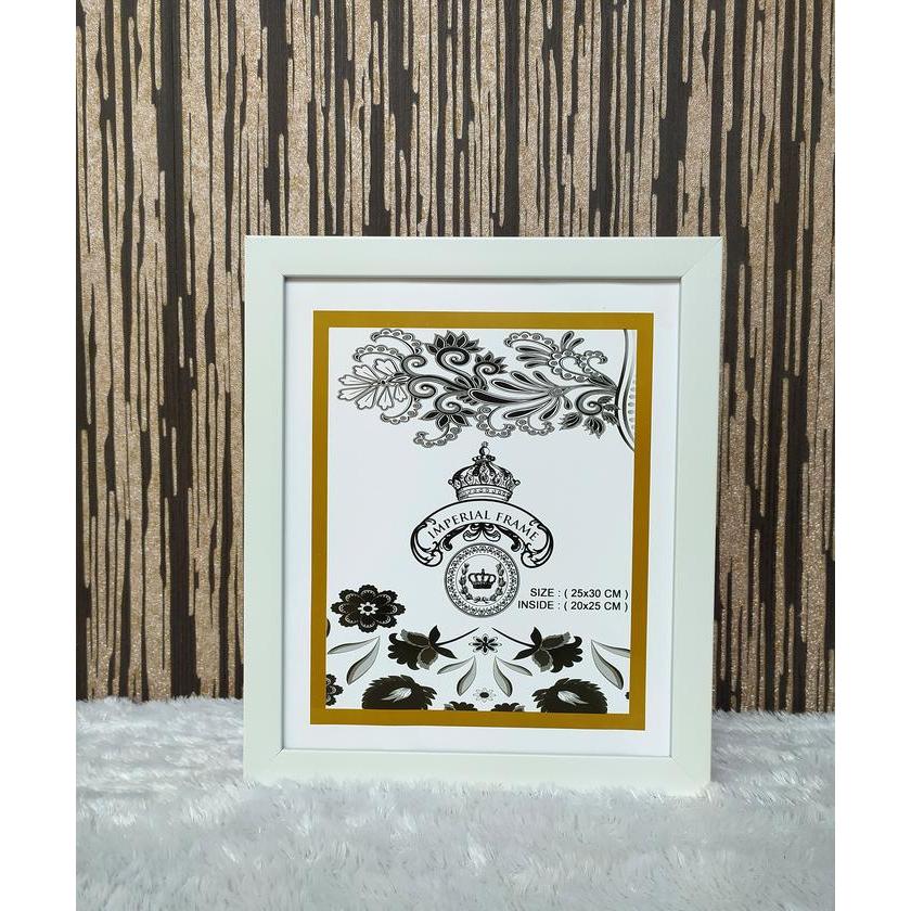 Bingkai/Figura Foto Minimalis 12R (25X30 CM) - Putih