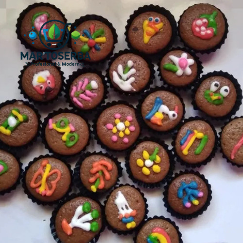 MT Kue Brownies Karakter 1kg Brownies Karakter Lucu Cookies Karakter Brownies Mini Kering Karakter