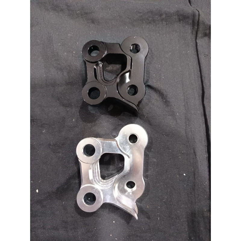 BREKET KALIPER BIGPOT DEPAN  RX KING LAMA / RX KING OLD BREKET KALIPER AXIAL 4 PISTON